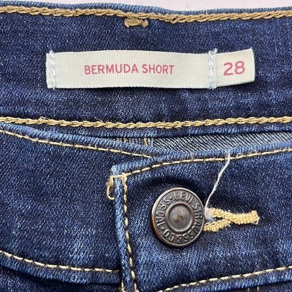 Levi’s Bermuda Short Size 28 - Picture 6 of 16